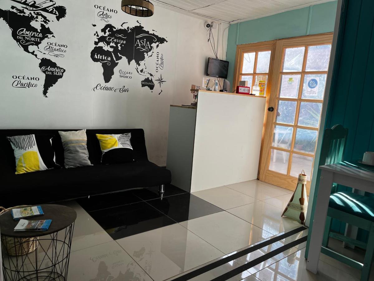 Hostal Avenue La Serena Exteriör bild