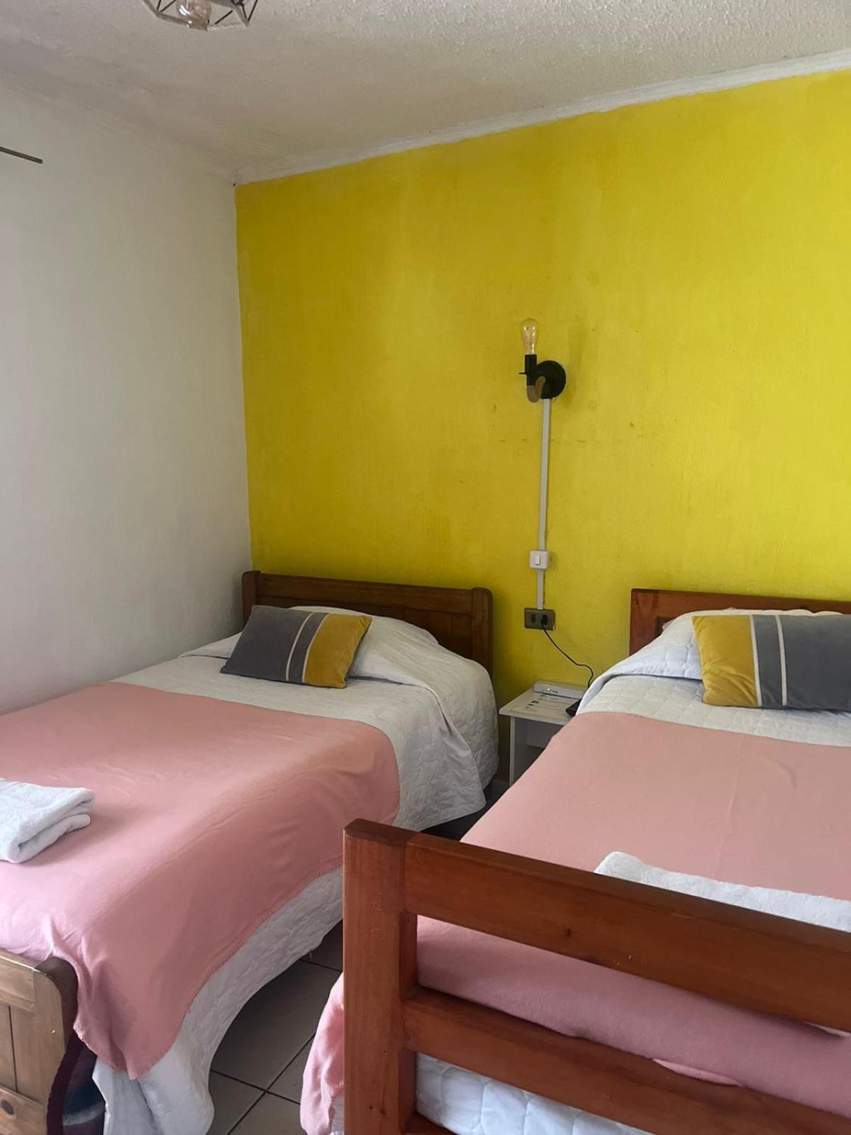Hostal Avenue La Serena Exteriör bild